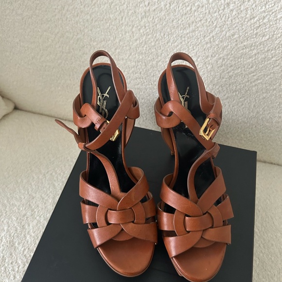 Saint Laurent Tribute Platform Sandal - Picture 8 of 8